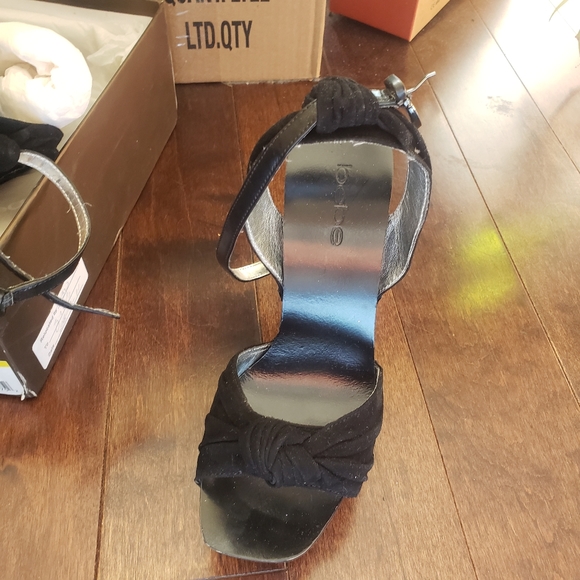 Bebe 6 inch Black Wedges - Picture 4 of 7